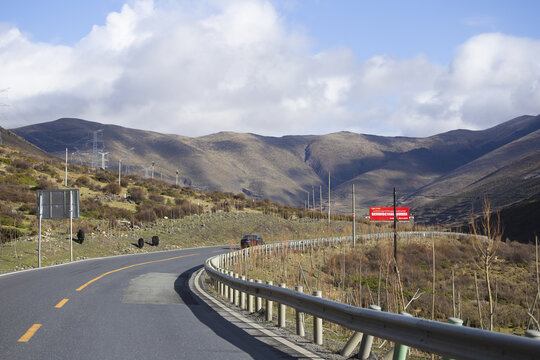 草原高原公路