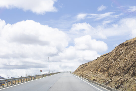 草原高原公路