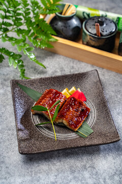 蒲燒鰻魚(yú)