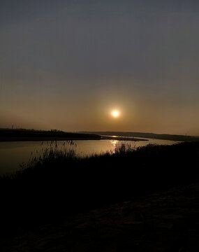 陕西渭河湿地夕阳