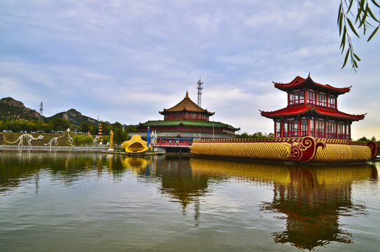 山东威海成山头景区古建筑