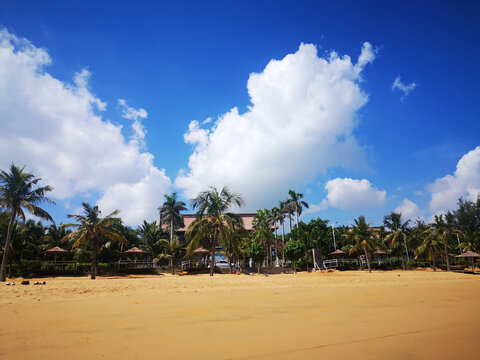 海口澄迈县永庆寺后海