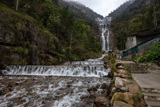 浙江天台山大瀑布高清大图