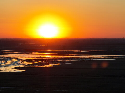 辽河夕阳