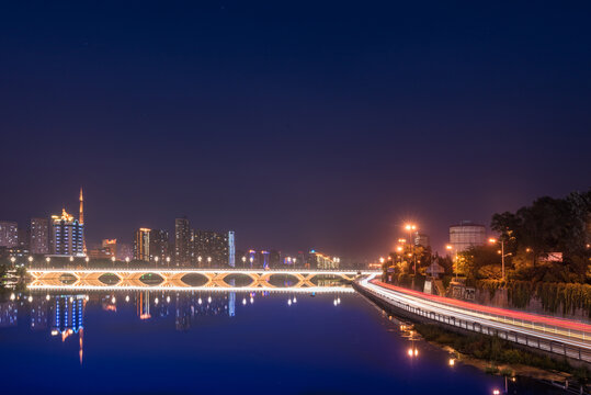 秋季中国抚顺城市夜景