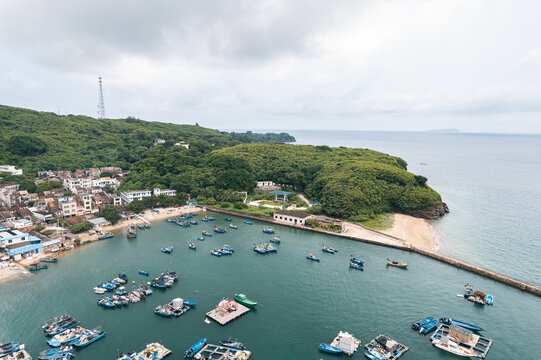 广西北海涠洲岛渔船码头航拍