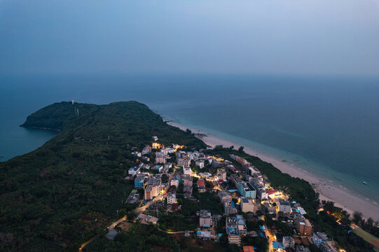 中国广西北海涠洲岛夜景航拍