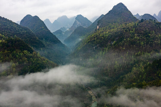 贵州荔波漳江大小七孔风景区