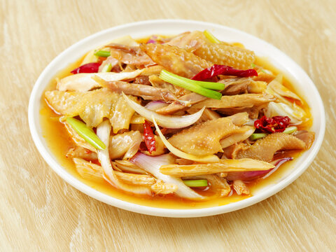 新疆椒麻雞主圖