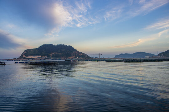 海岛景色深海海景蓝天