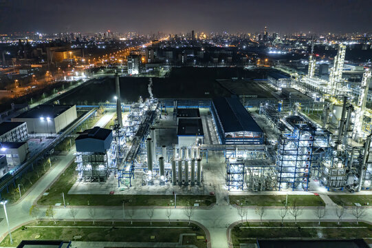 夜景化工厂区滨州化工