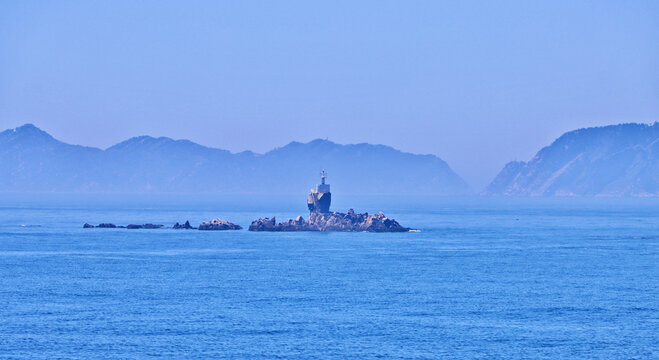 海岛海景深海奇石岛屿引航