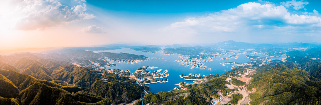 湖南岳阳铁山水库千岛湖风光