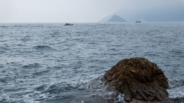 深圳西涌海面