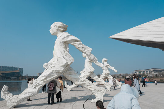 看展天府艺术公园静物