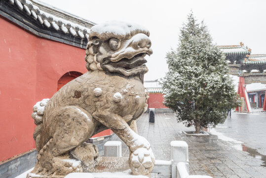 冬季雪后中国辽宁的沈阳故宫