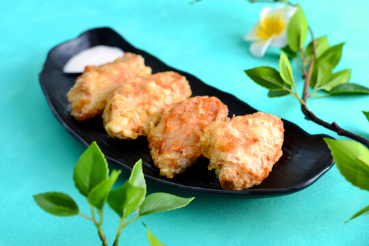 酥炸鸡翅