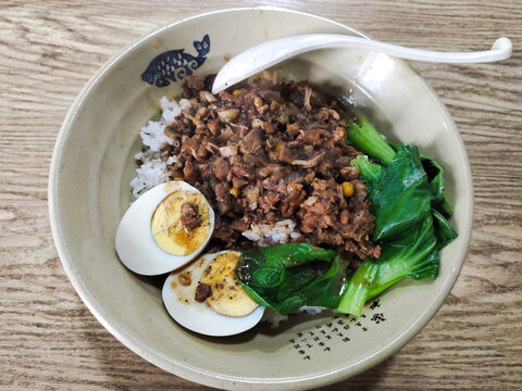 台湾卤肉饭