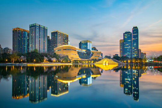 杭州低碳科技馆夜景