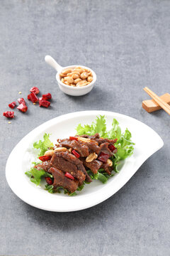 爆炒牛肉