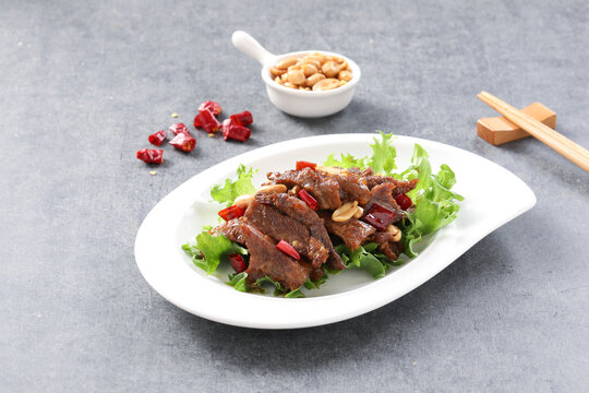 爆炒牛肉