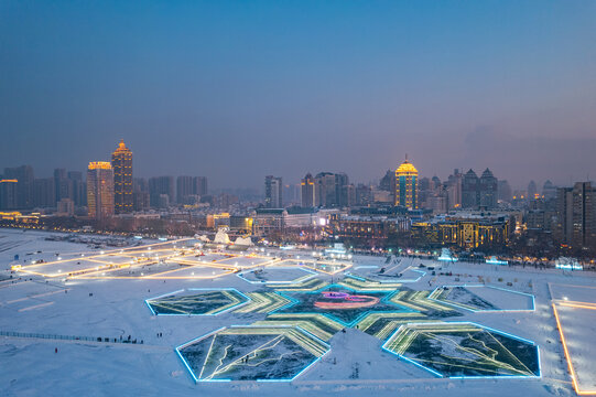 哈尔滨松花江冰雪嘉年华