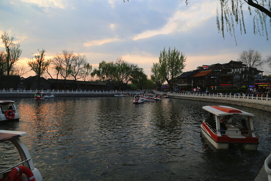 北京后海夕落美景