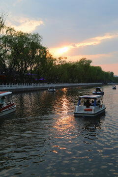 北京后海夕落美景