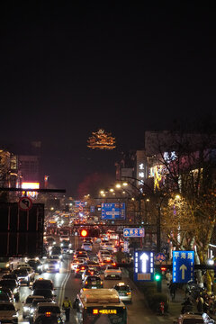 杭州湖滨夜景