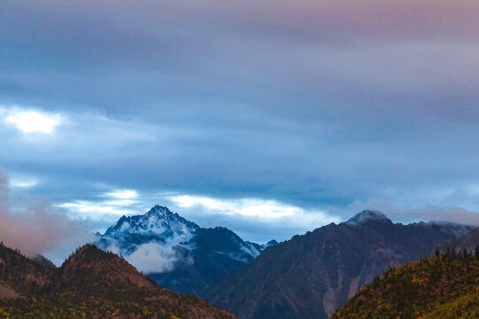 安久拉山