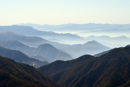 水墨远山