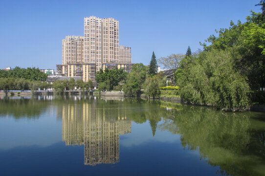 湖泊住宅小区