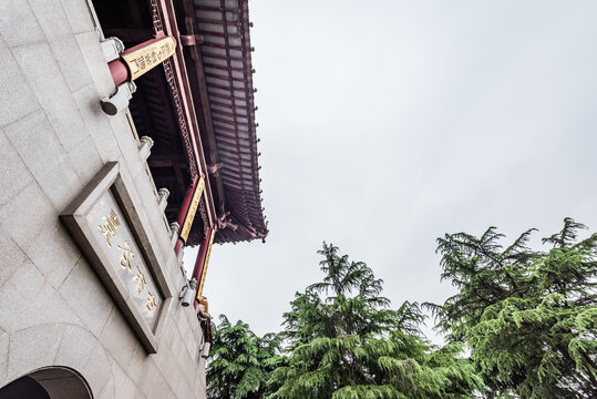 南京雨花台的雨花阁园林古建筑