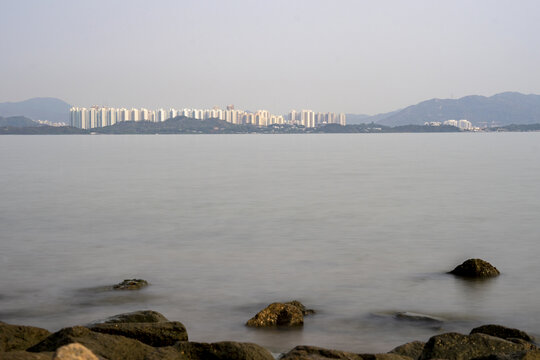深圳湾对岸香港元朗高楼