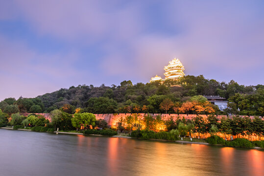 南京狮子山阅江楼夜景