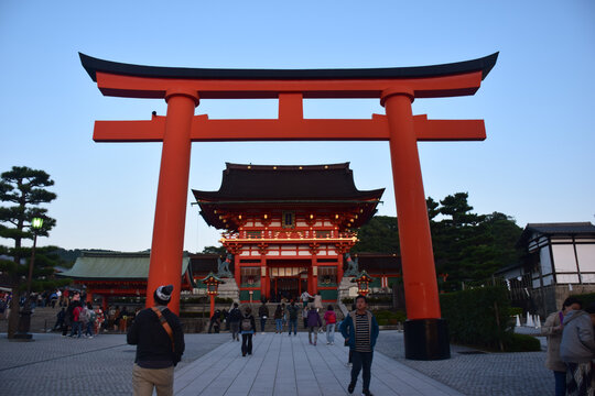 日本神社木制鸟居