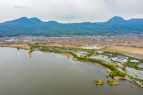 航拍云南丽江拉市海湿地公园