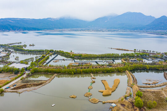 航拍云南丽江拉市海湿地公园