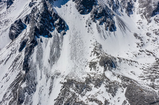 航拍云南丽江玉龙雪山冰川积雪