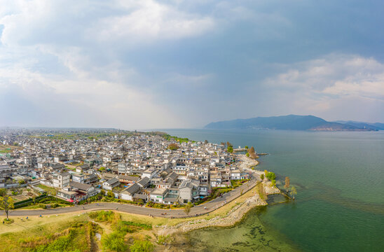 航拍云南大理洱海生态廊道美景