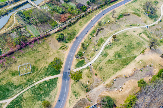 航拍云南大理洱海生态廊道步道