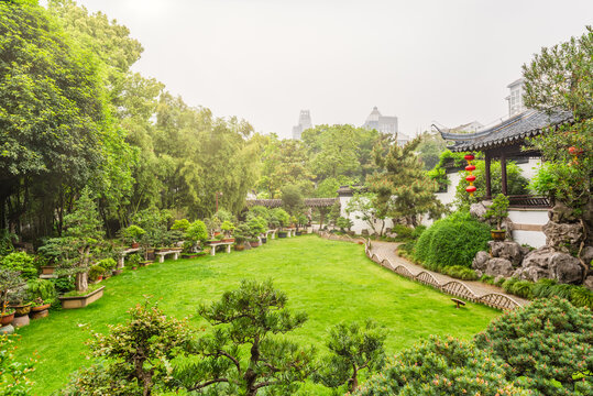 南京瞻园的盆景园和翼然亭