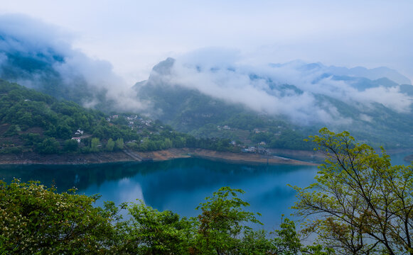 湖北宜昌长阳清江山水自然风光