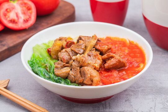 鹵肉飯