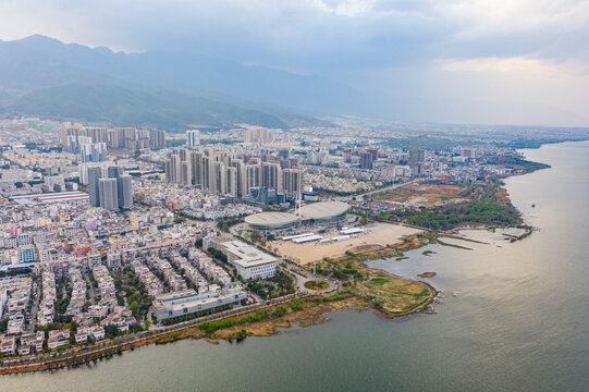 航拍云南大理洱海高原淡水湖泊