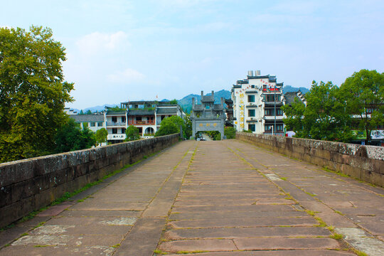 齐云山登封桥