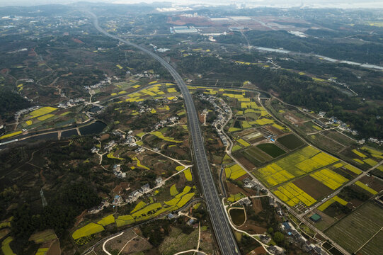 春天宜岳高速