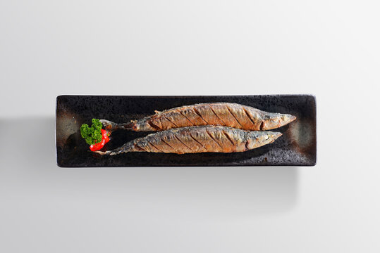 烤秋刀魚
