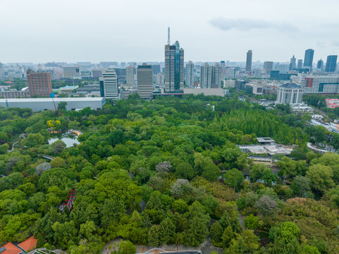 航拍济南千佛山公园