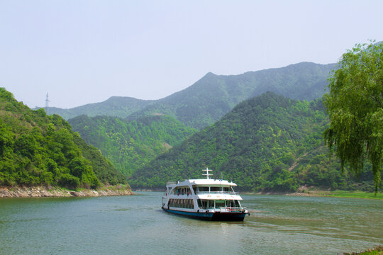 新安江山水画廊